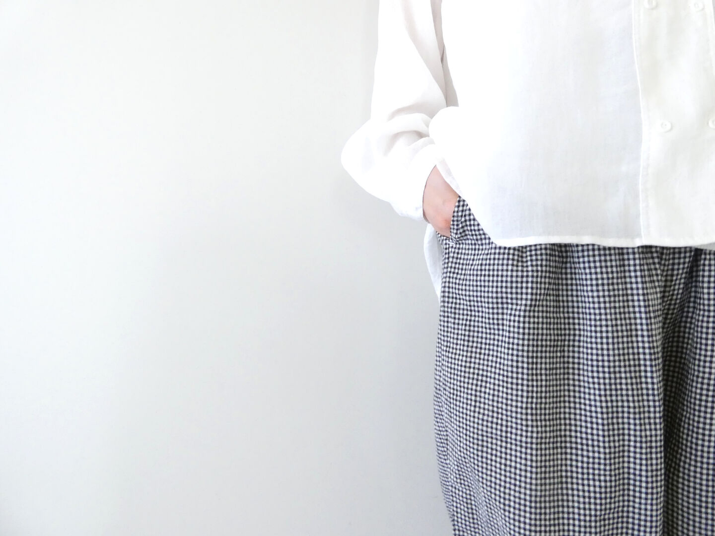 NARU オーガニックコットンチェックエッグパンツの商品画像7