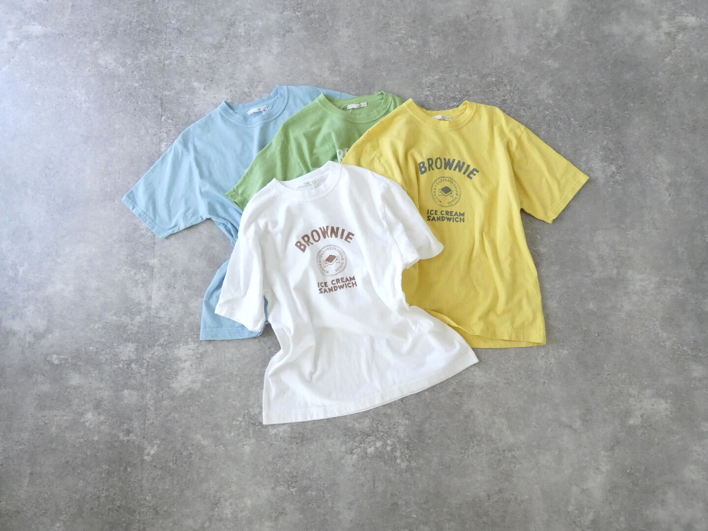 NATURAL LAUNDRY(ナチュラルランドリー) オーガニック シャンカールブラウニープリント半袖Tの商品画像1