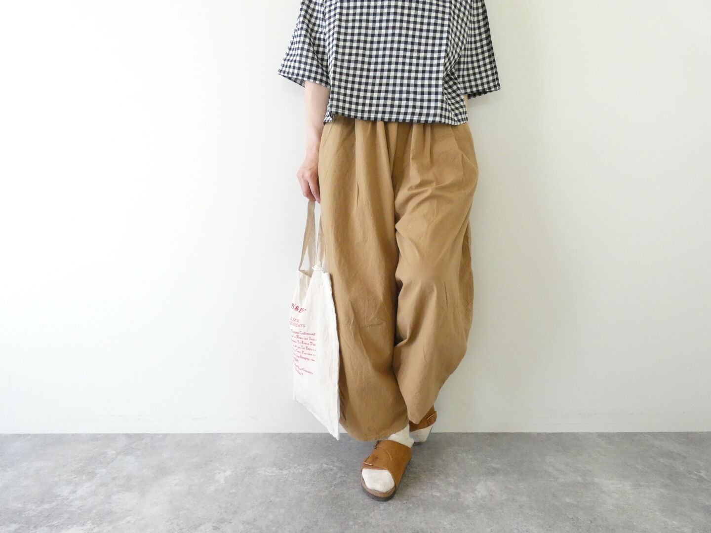 NATURAL LAUNDRY(ナチュラルランドリー) コードクロス フォワードパンツの商品画像1