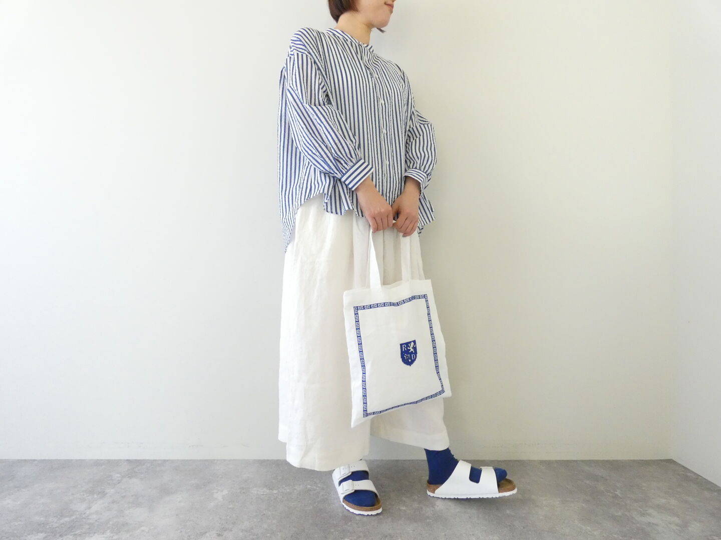 LinenYa(リネンヤ) バンドカラーブラウスの商品画像1