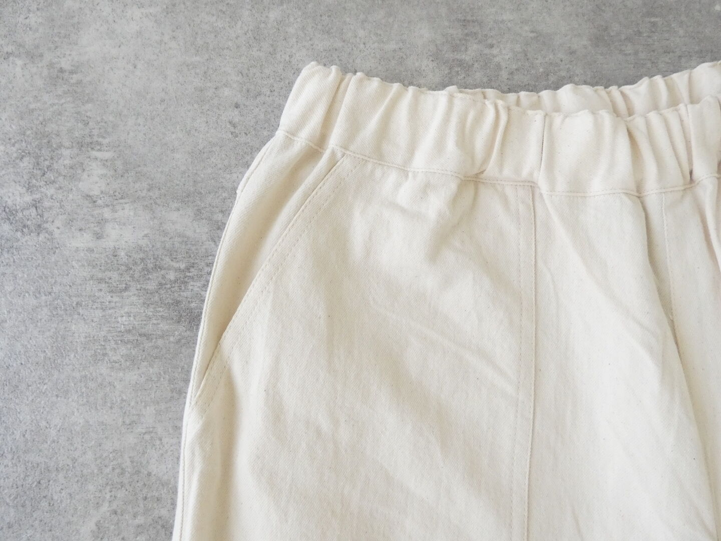 BLUE LAKE MARKET(ブルーレイクマーケット) 8オンスデニム配色ステッチイージーパンツの商品画像30