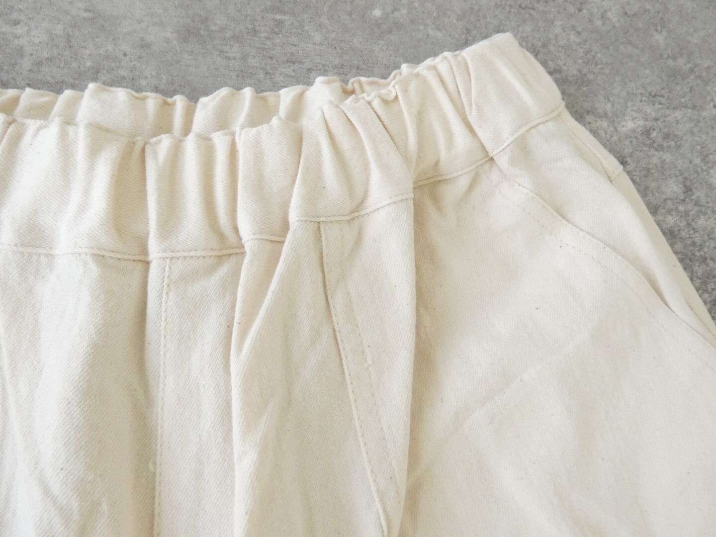 BLUE LAKE MARKET(ブルーレイクマーケット) 8オンスデニム配色ステッチイージーパンツの商品画像32