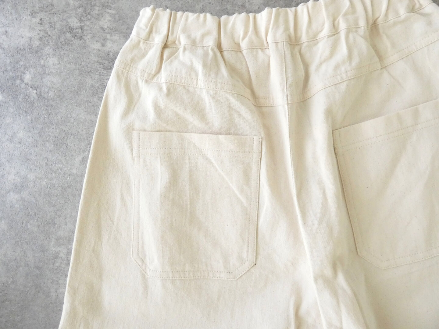 BLUE LAKE MARKET(ブルーレイクマーケット) 8オンスデニム配色ステッチイージーパンツの商品画像36