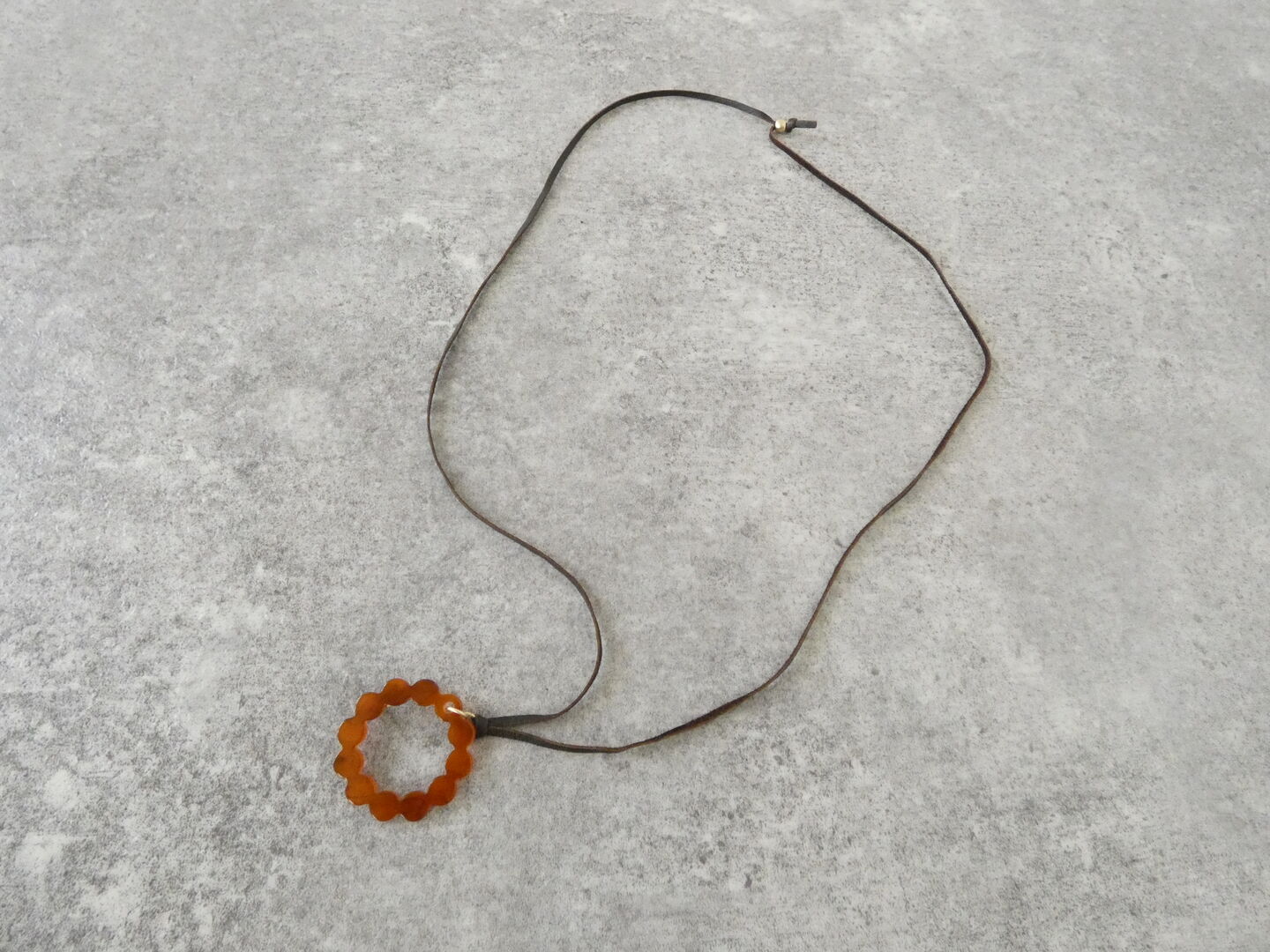 H(ホーク) ブローチにもなるサークルドットネックレスの商品画像9