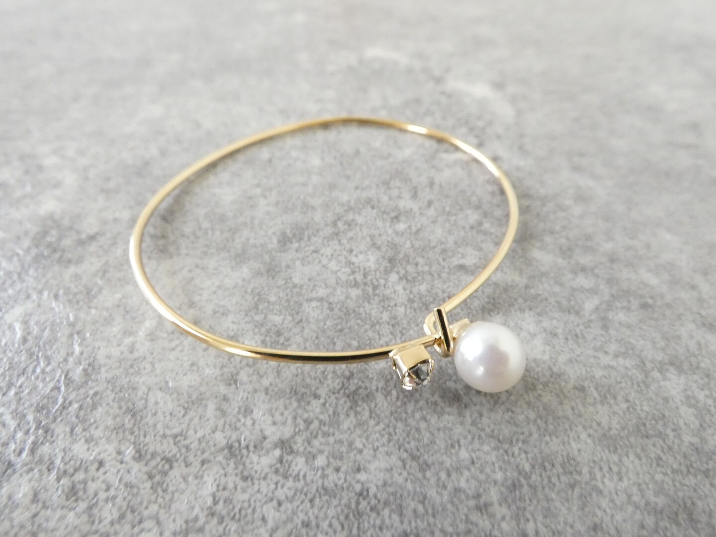 H(ホーク) 1粒パールのブレスレットの商品画像2