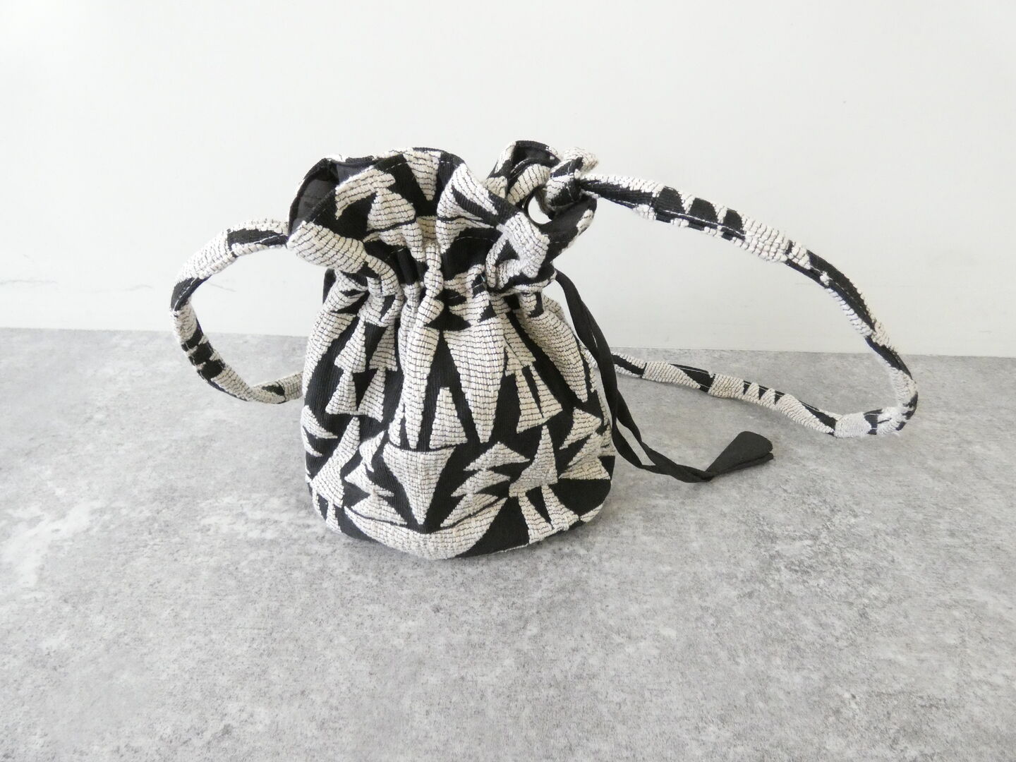 H(ホーク) 幾何学柄巾着BAGの商品画像10