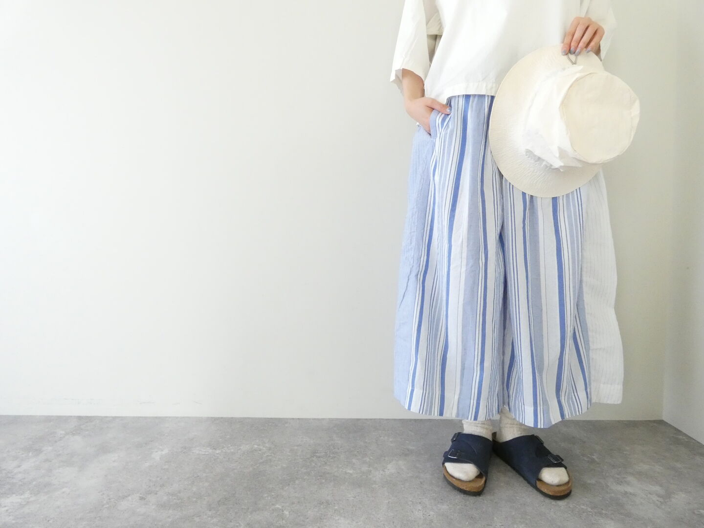 快晴堂(かいせいどう) 風をはらんでスゥイングする・ブルーブルーストライプ　風をはらむ、はかまパンツの商品画像2