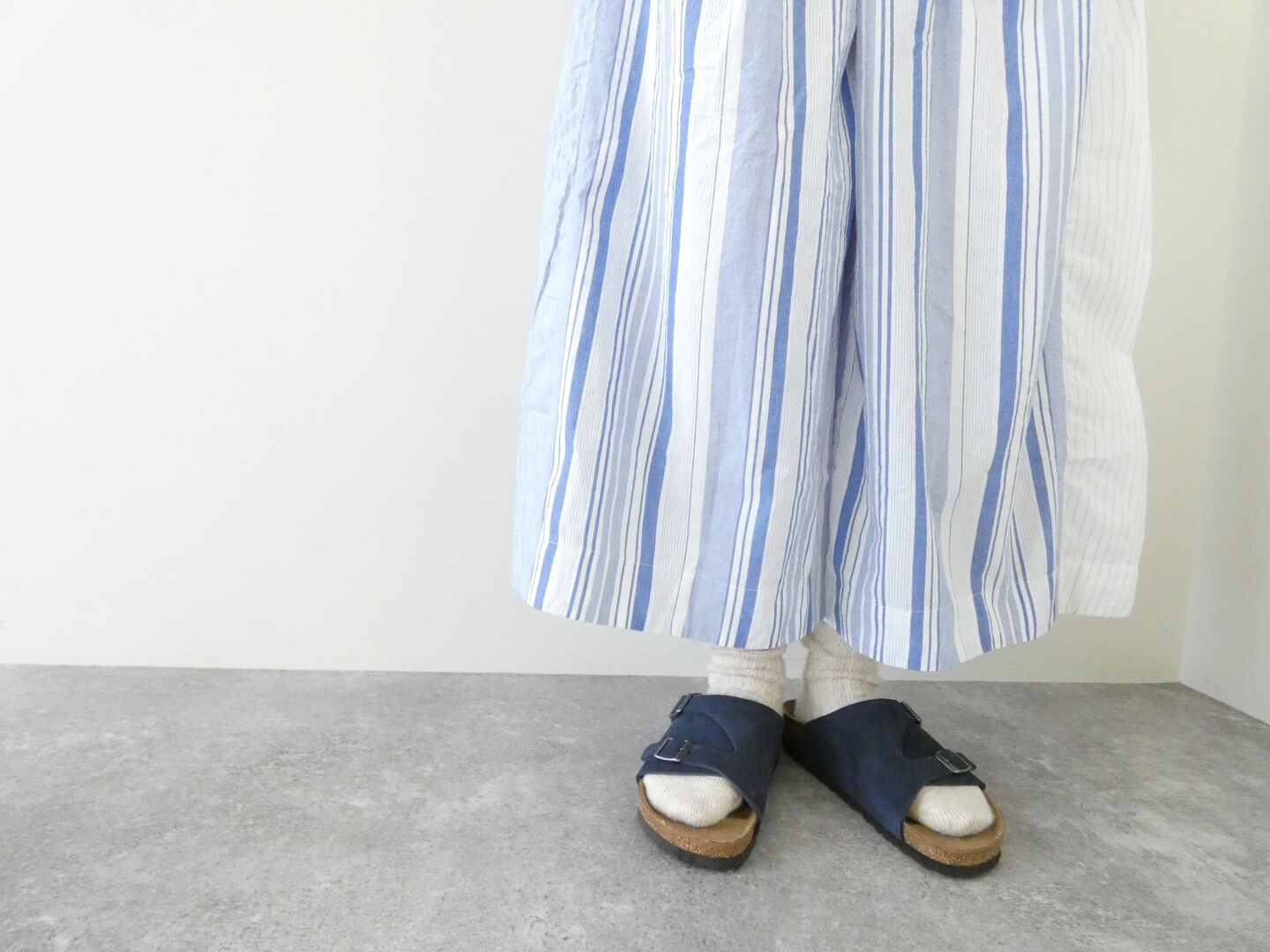 快晴堂(かいせいどう) 風をはらんでスゥイングする・ブルーブルーストライプ　風をはらむ、はかまパンツの商品画像5