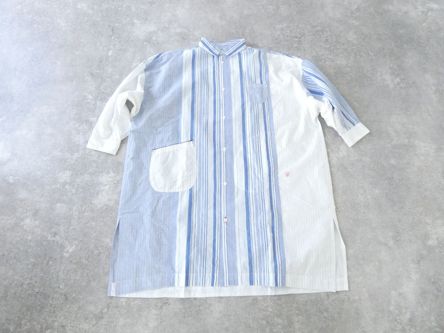 快晴堂(かいせいどう) 風をはらんでスゥイングする・ブルーブルーストライプ　風をはらむ、ロングシャツの商品画像12