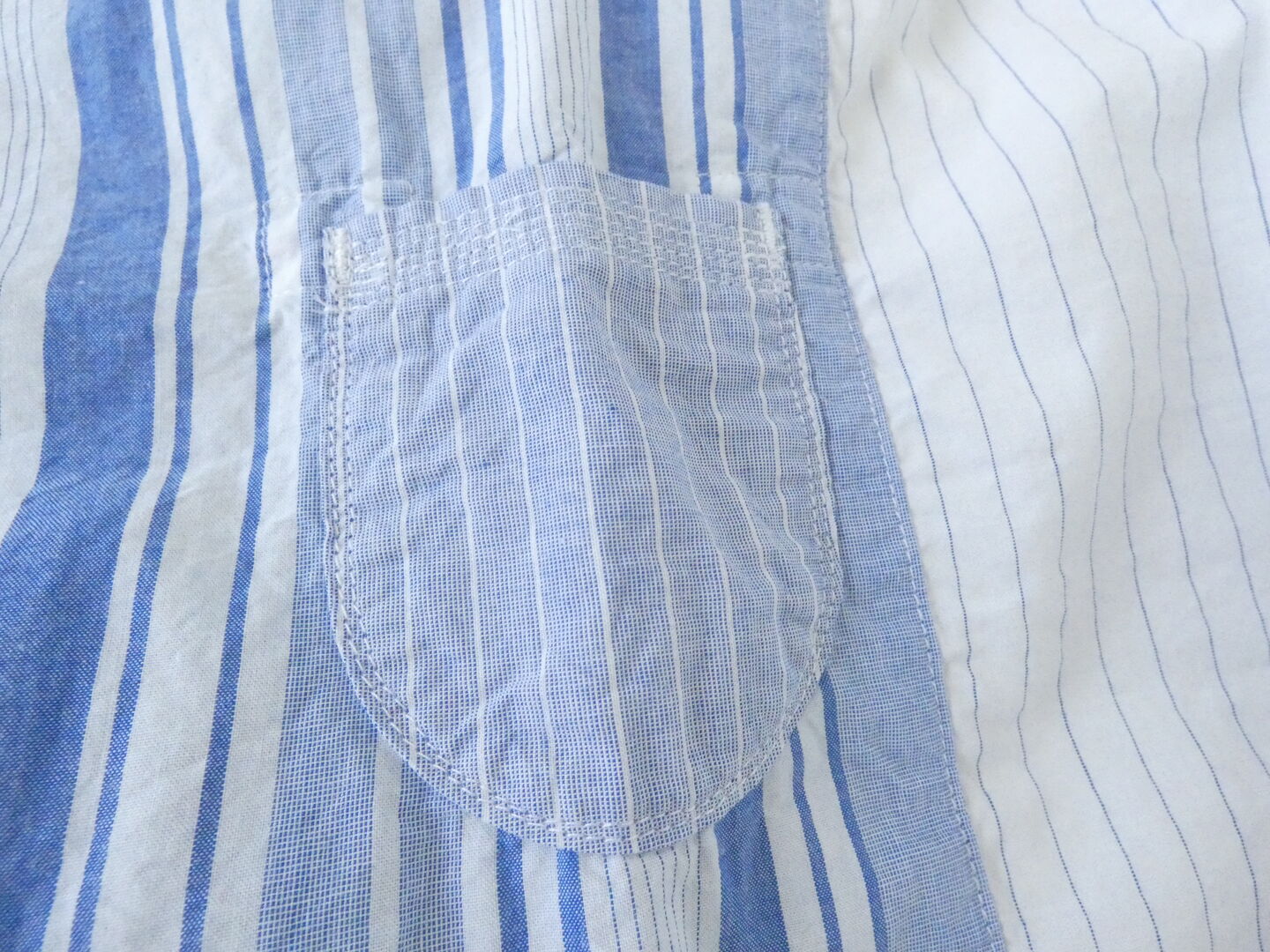 快晴堂(かいせいどう) 風をはらんでスゥイングする・ブルーブルーストライプ　風をはらむ、シャツの商品画像22