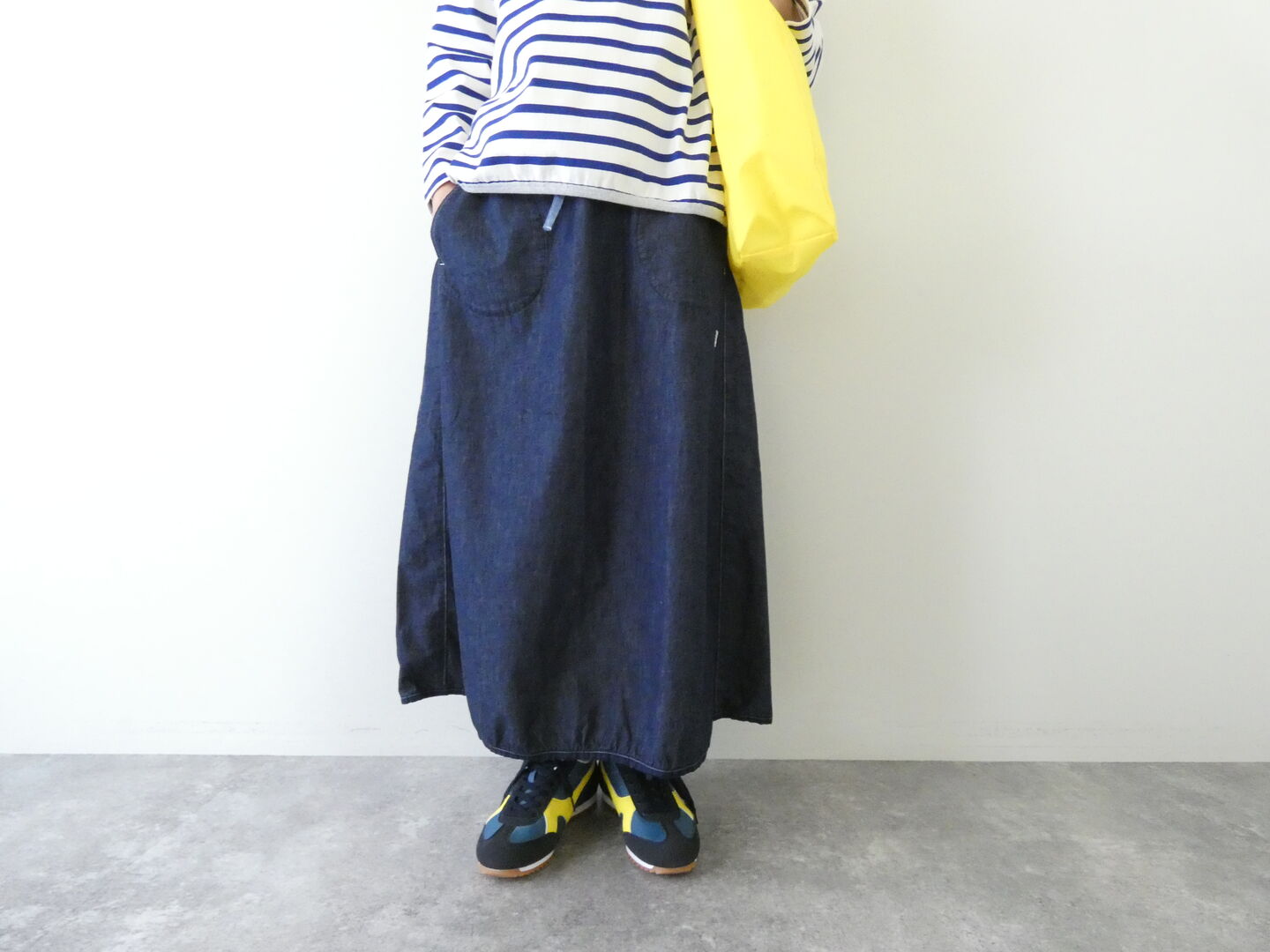 快晴堂(かいせいどう) Girls マルチシーズン 6オンスデニム　後ろカーゴポケスカートの商品画像2