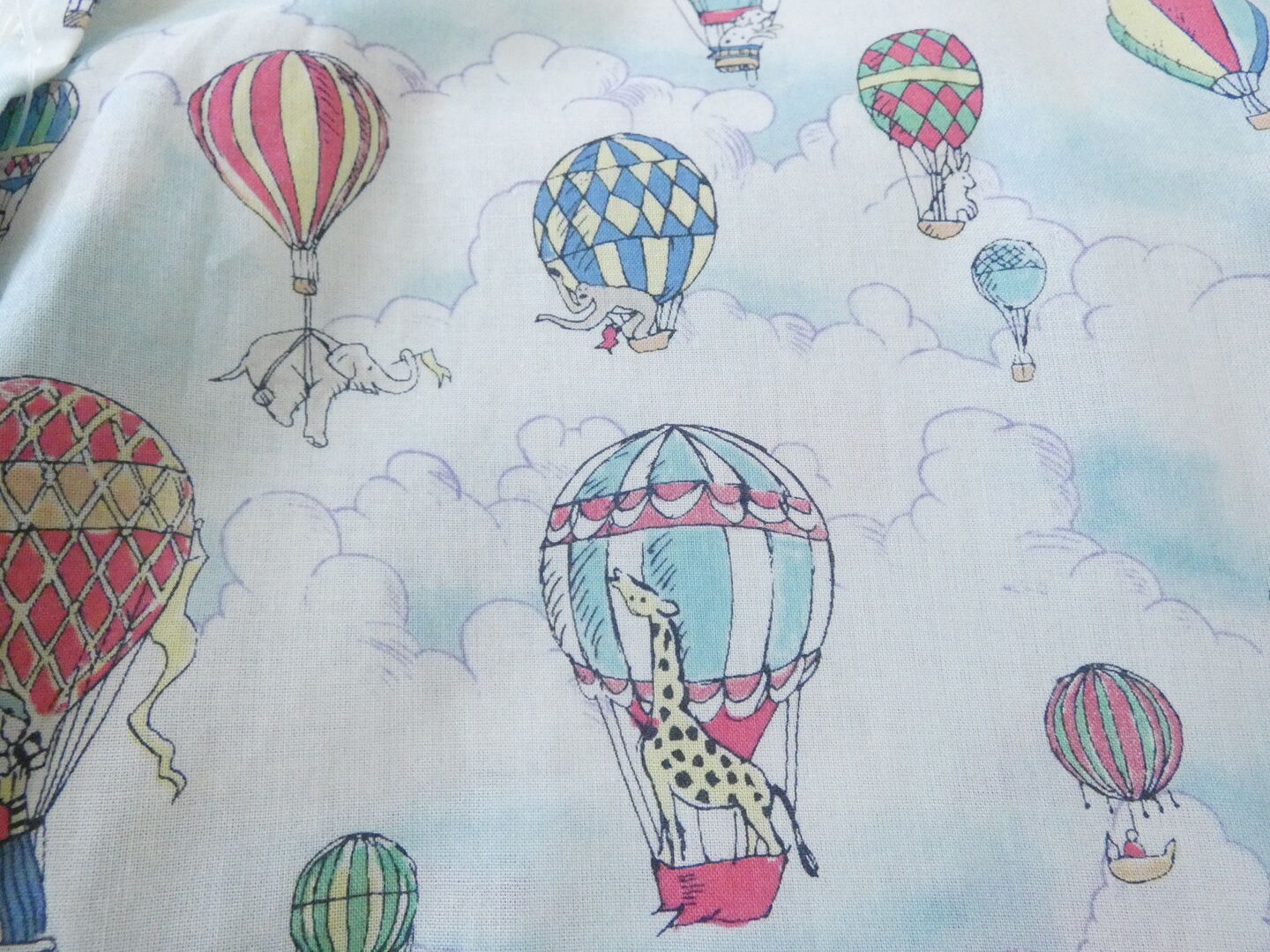 PK 気球に乗ったゾウのブラウスの商品画像23