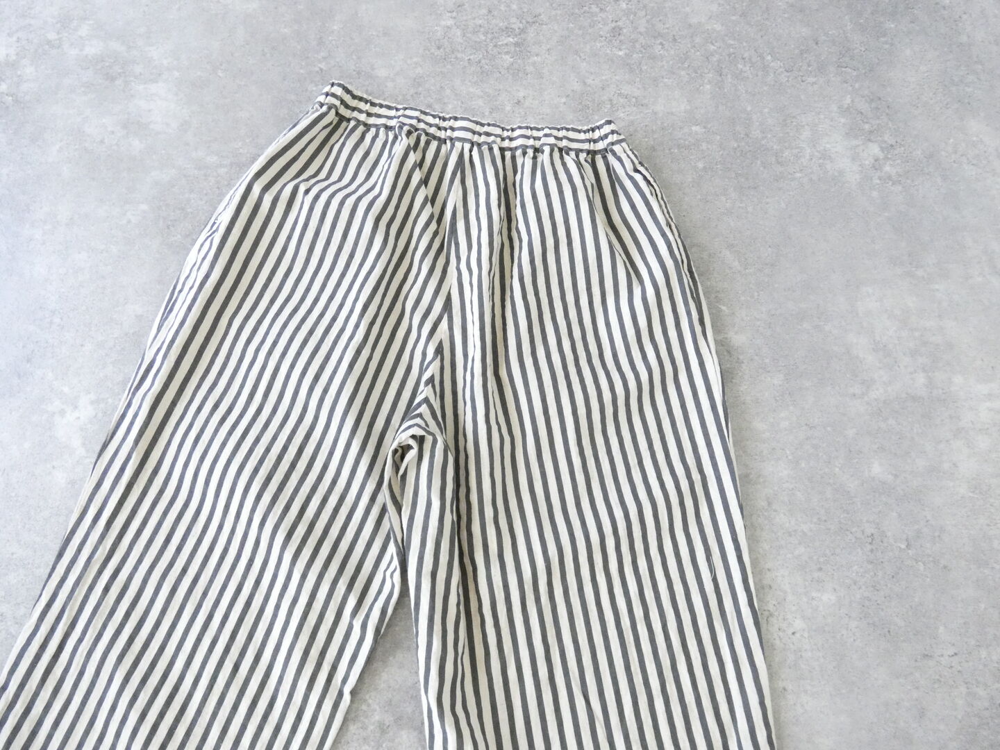 prit(プリット) 20/1コットンリネンストライププリントタックイージーパンツの商品画像27