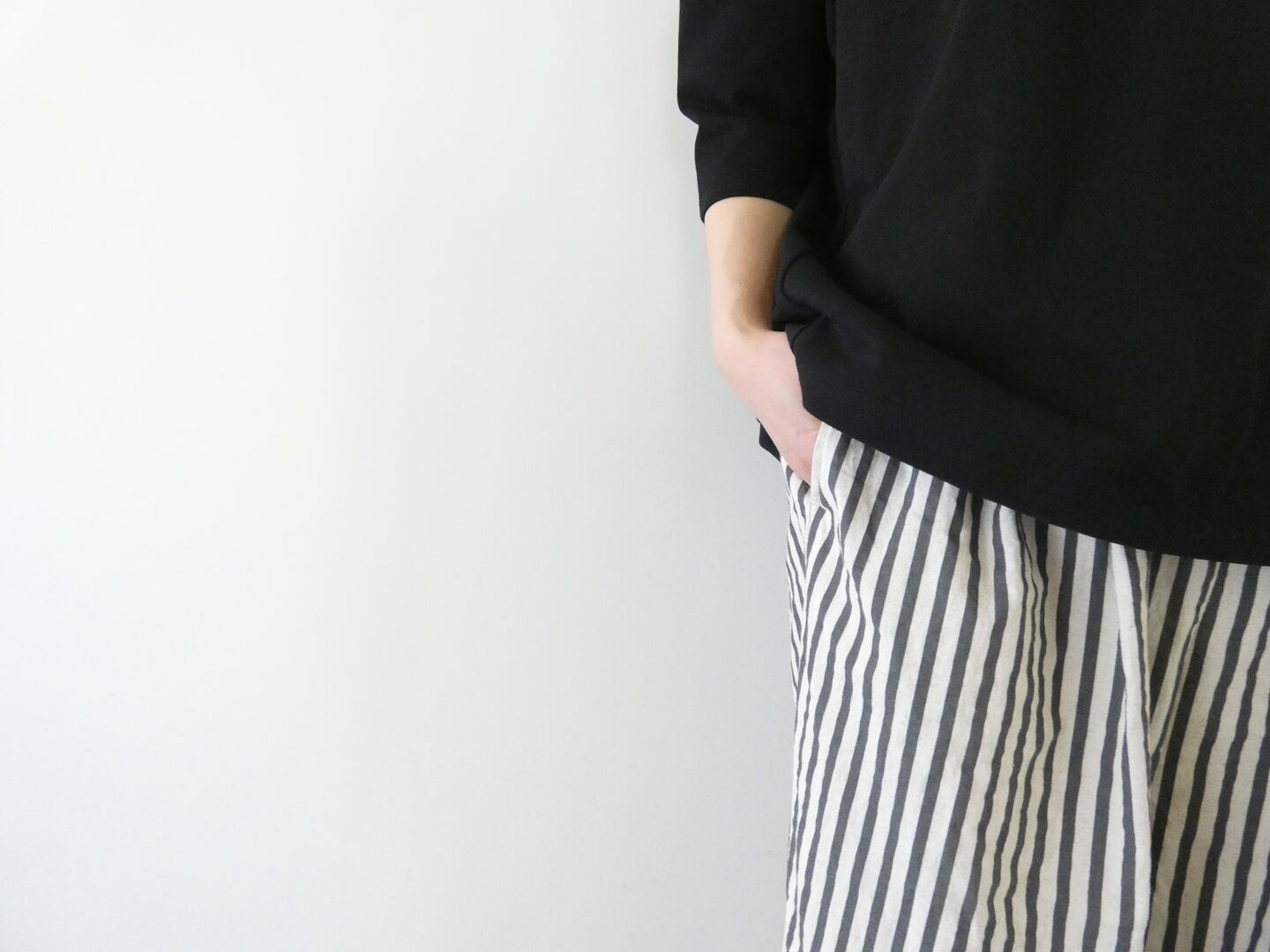 prit(プリット) 20/1コットンリネンストライププリントタックイージーパンツの商品画像3