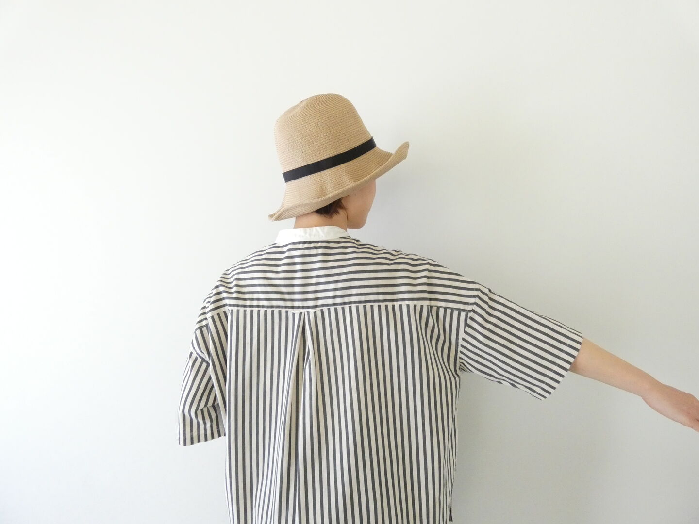 prit(プリット) 20/1コットンリネンストライププリント5分袖スタンドカラークレリックシャツの商品画像7