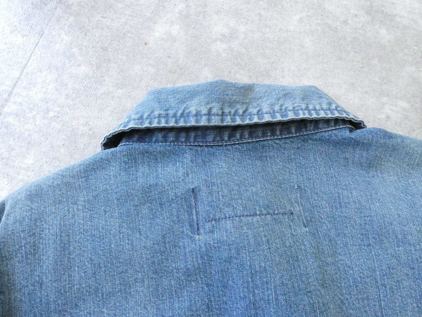 Veritecoeur(ヴェリテクール) デニムプルオーバーシャツの商品画像34
