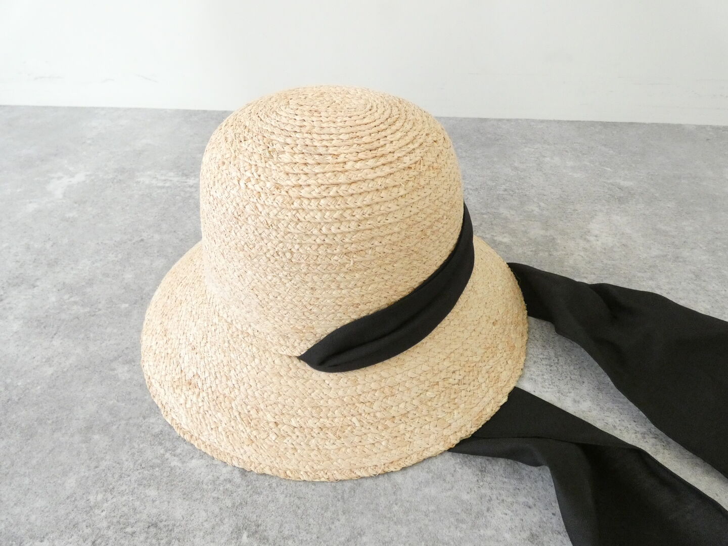 shs 被るだけでこなれた仕上がりに ラフィアのロングリボンハットの商品画像22