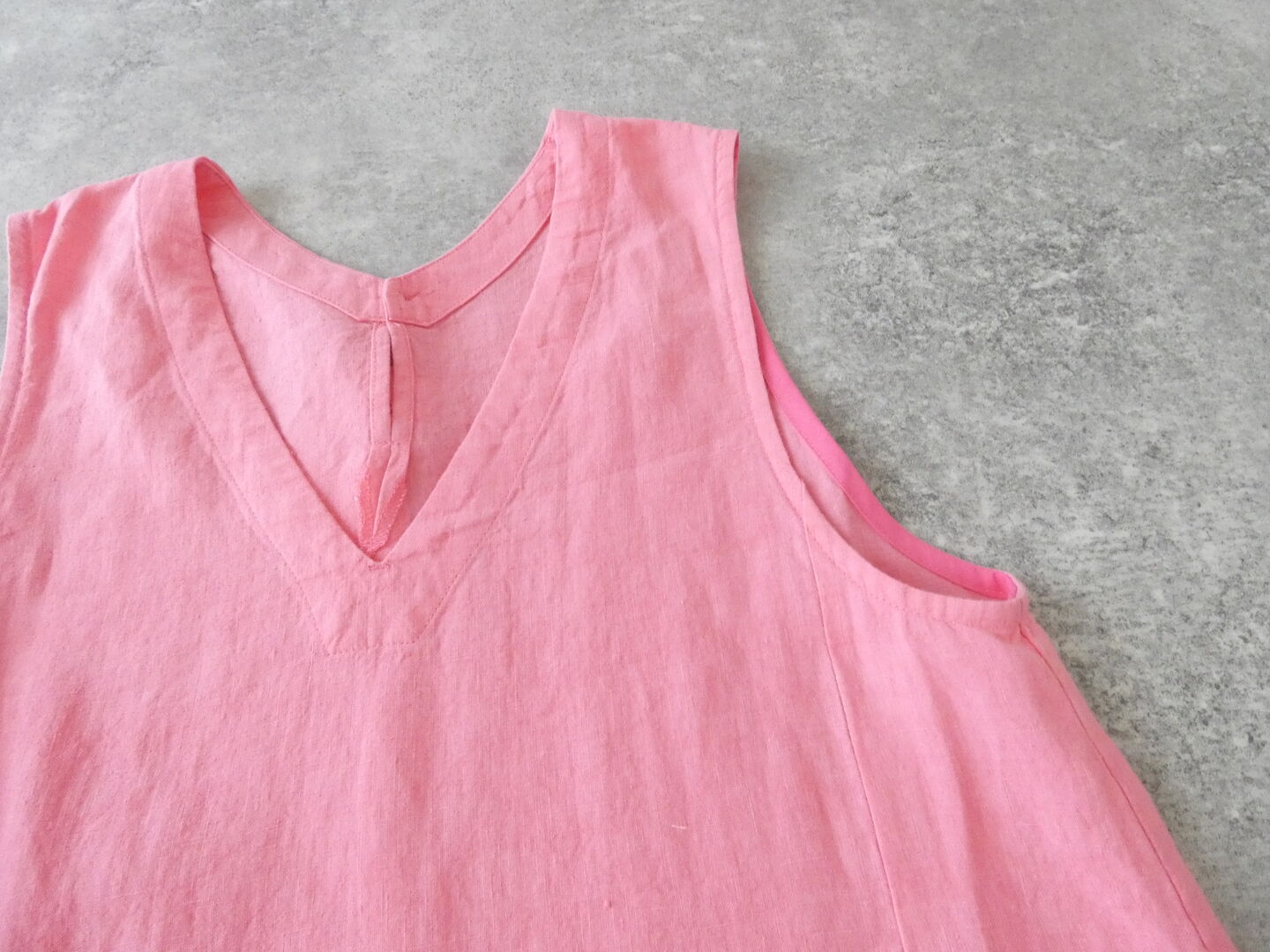 Hands of creation(ハンズオブクリエイション) リネン桐七炊きVネックフレアラインジャンバースカートの商品画像18