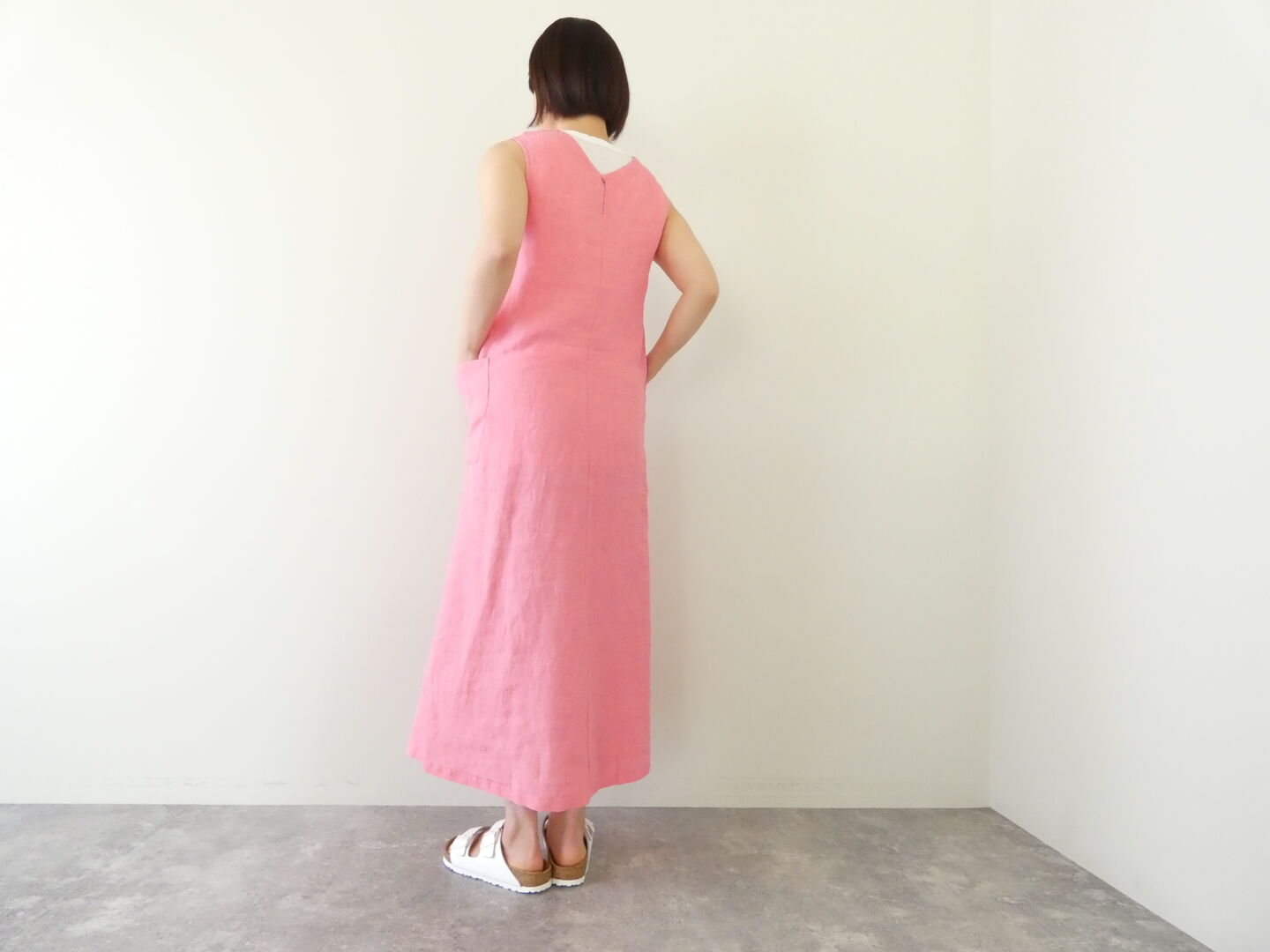 Hands of creation(ハンズオブクリエイション) リネン桐七炊きVネックフレアラインジャンバースカートの商品画像2