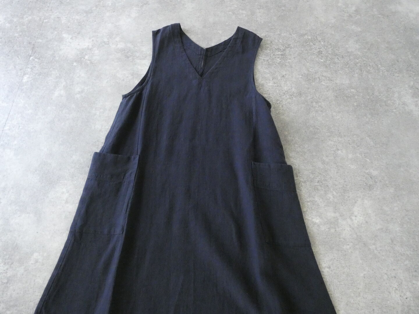 Hands of creation(ハンズオブクリエイション) リネン桐七炊きVネックフレアラインジャンバースカートの商品画像30