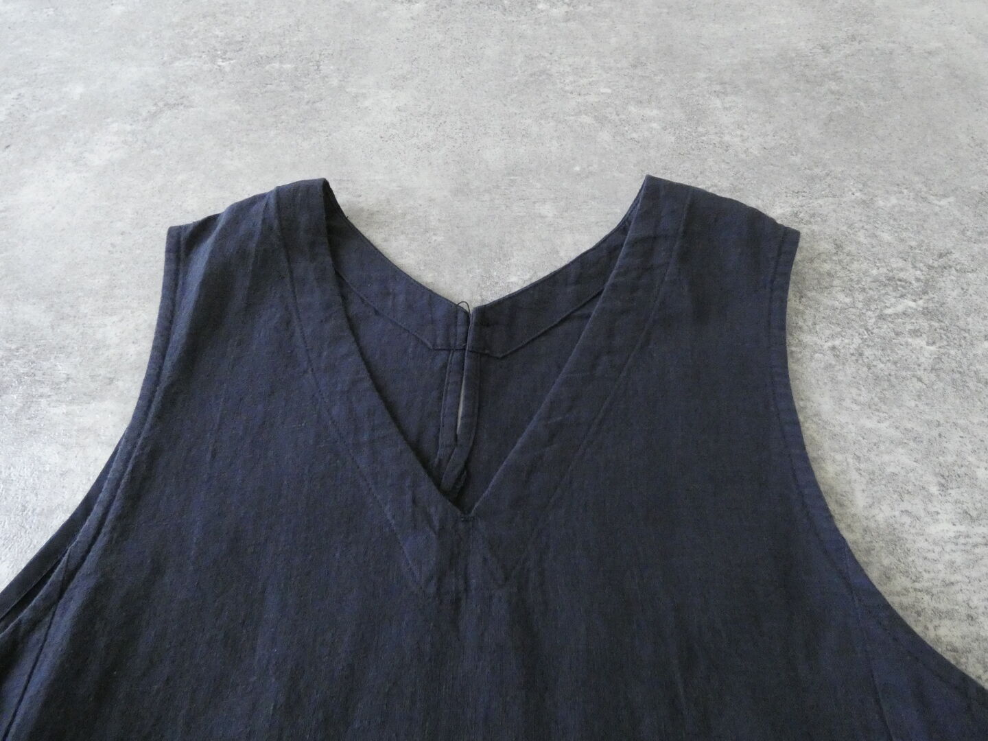 Hands of creation(ハンズオブクリエイション) リネン桐七炊きVネックフレアラインジャンバースカートの商品画像31