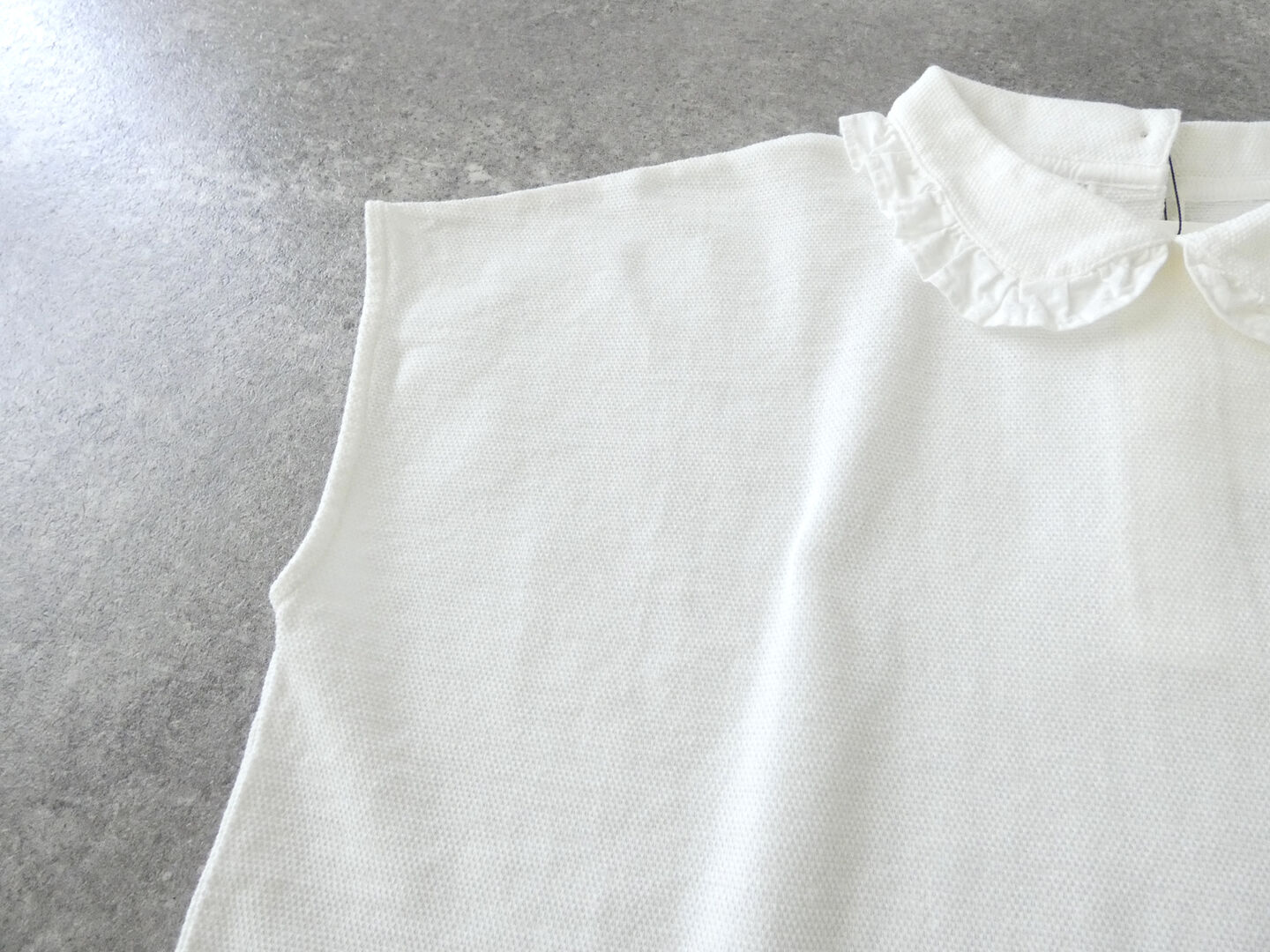 Hands of creation(ハンズオブクリエイション) ラフィスウェーデン鹿の子無地フリルカラープルオーバーの商品画像31