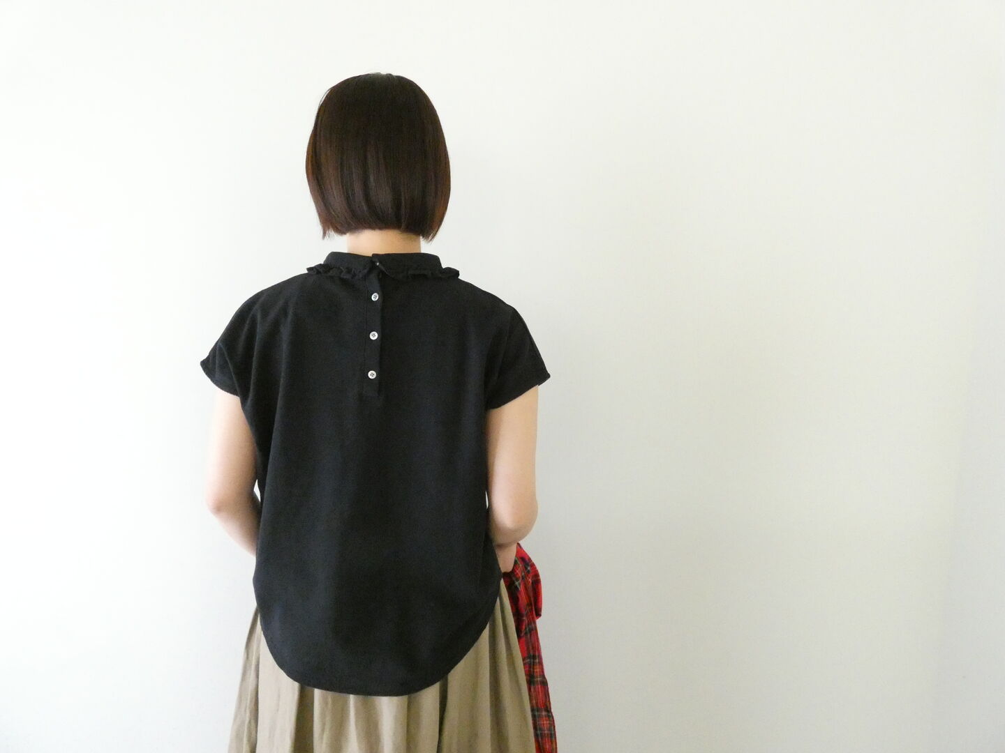 Hands of creation(ハンズオブクリエイション) ラフィスウェーデン鹿の子無地フリルカラープルオーバーの商品画像6