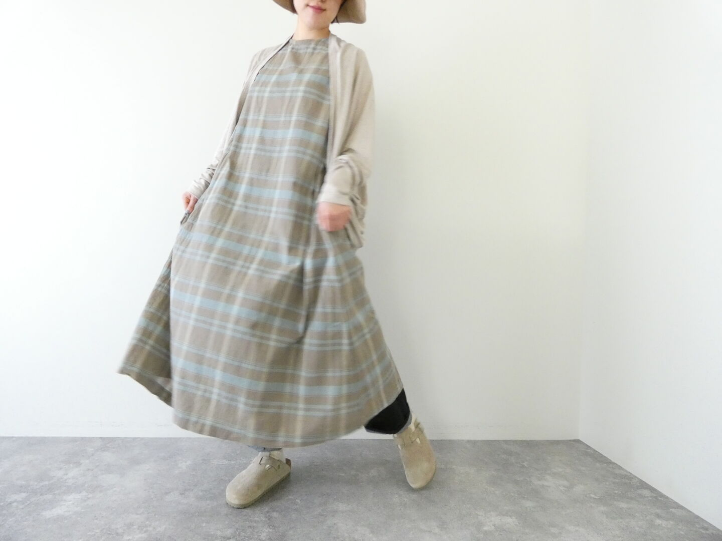 ichi(イチ) チェックノースリフレアワンピースの商品画像4