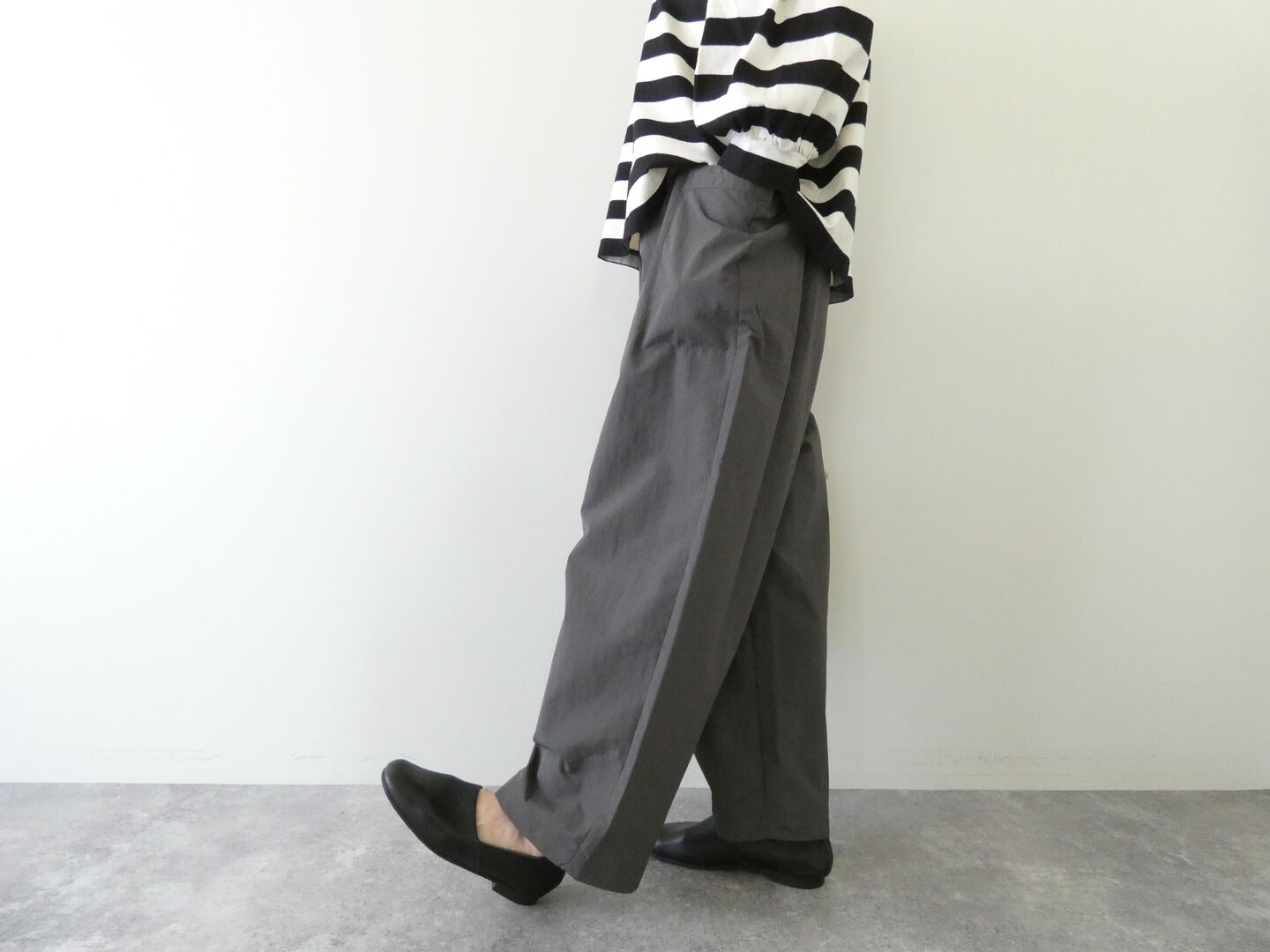 āta(アタ) pants 1. ナイロンコクーンパンツの商品画像2