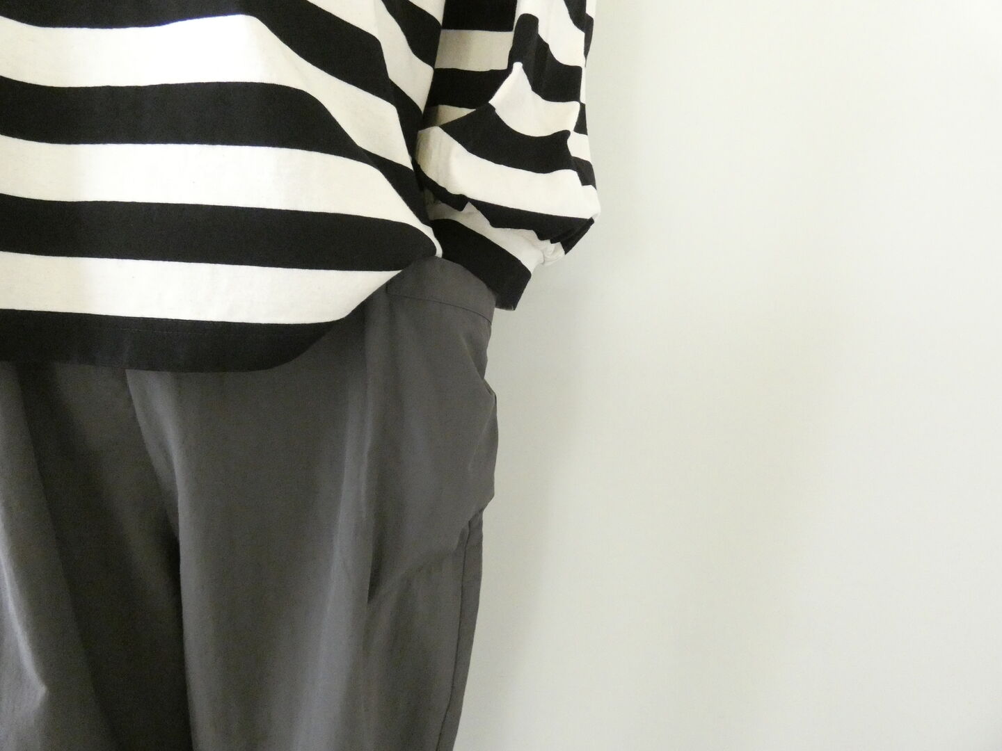 āta(アタ) pants 1. ナイロンコクーンパンツの商品画像8