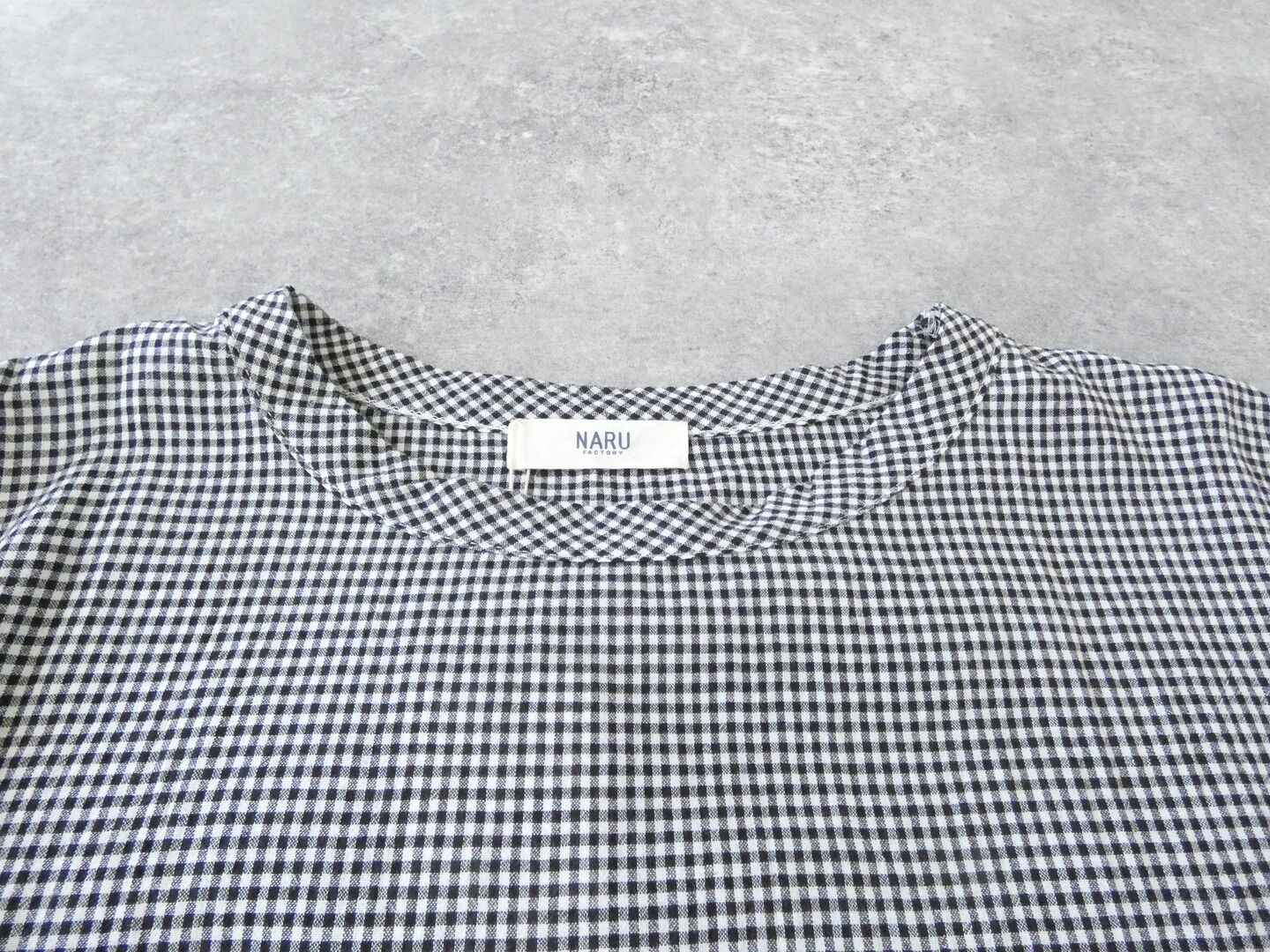 NARU オーガニックコットンチェックボリュームブラウスの商品画像21