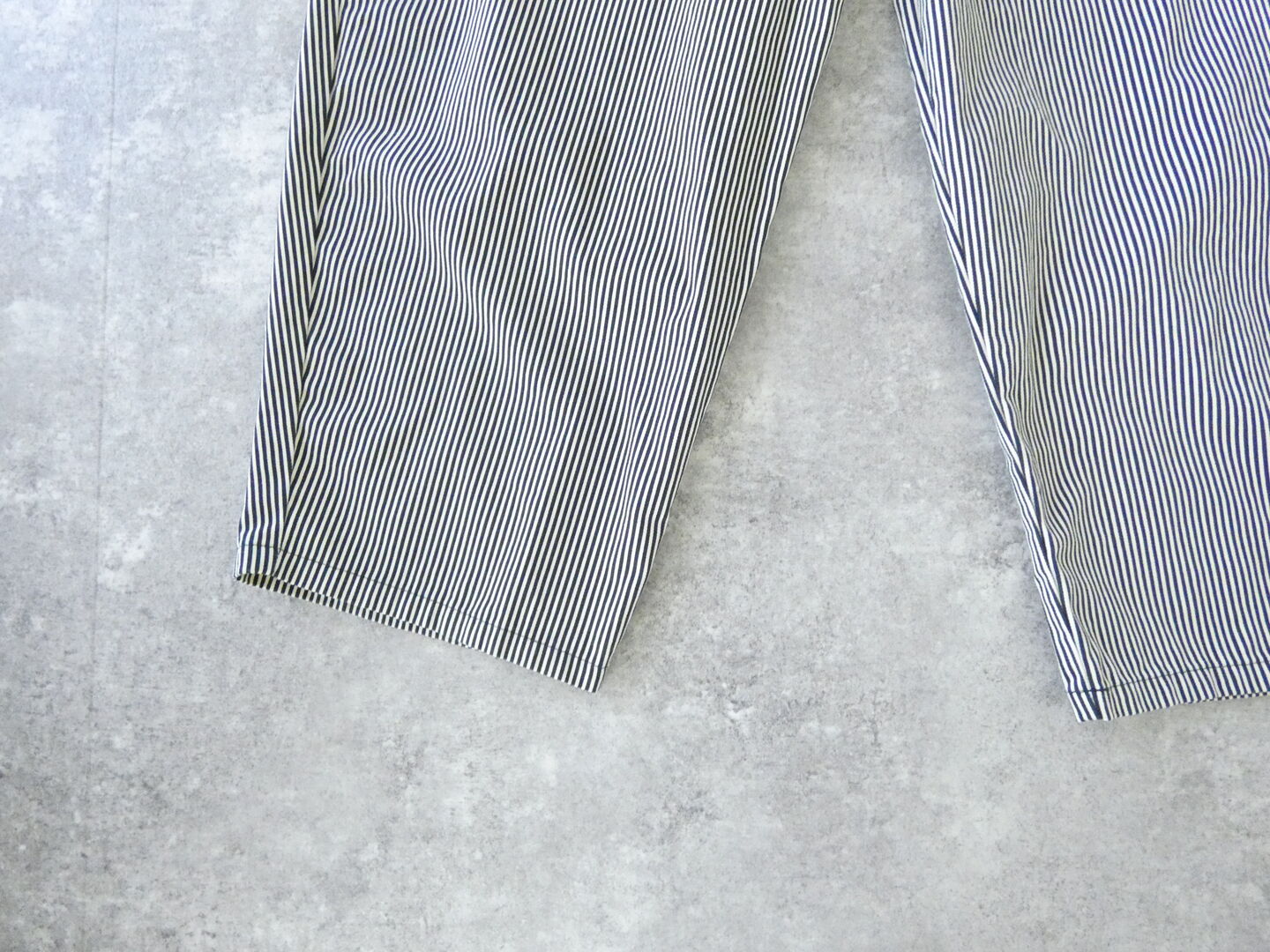 NARU 20ツイルCatlightストライプ柄エッグパンツの商品画像23