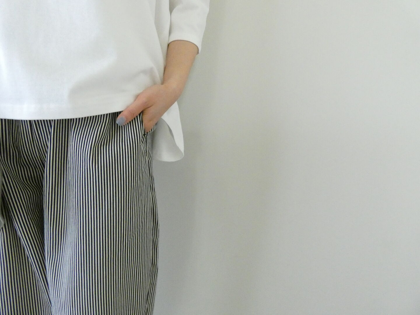 NARU 20ツイルCatlightストライプ柄エッグパンツの商品画像4