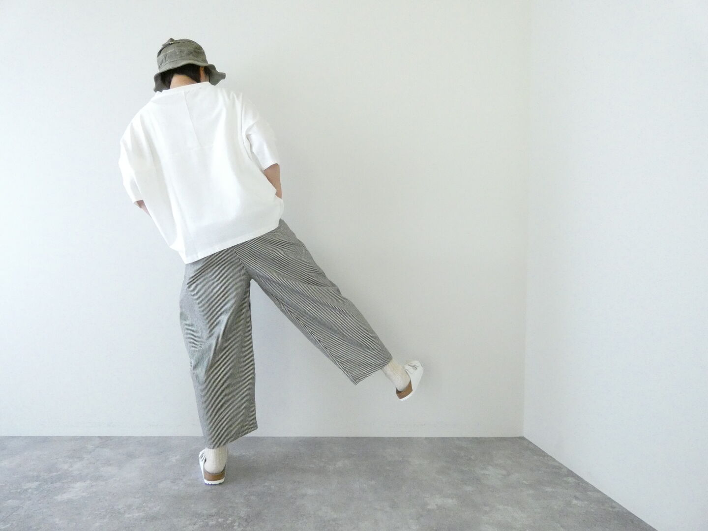 NARU 20ツイルCatlightストライプ柄エッグパンツの商品画像6