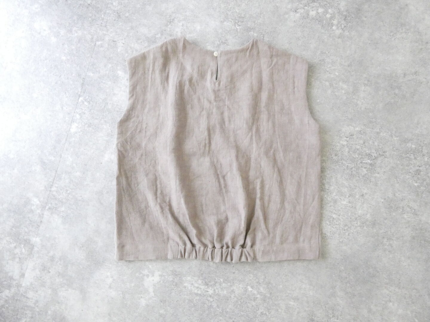 LinenYa(リネンヤ) リネンVネックノースリーブブラウスの商品画像29