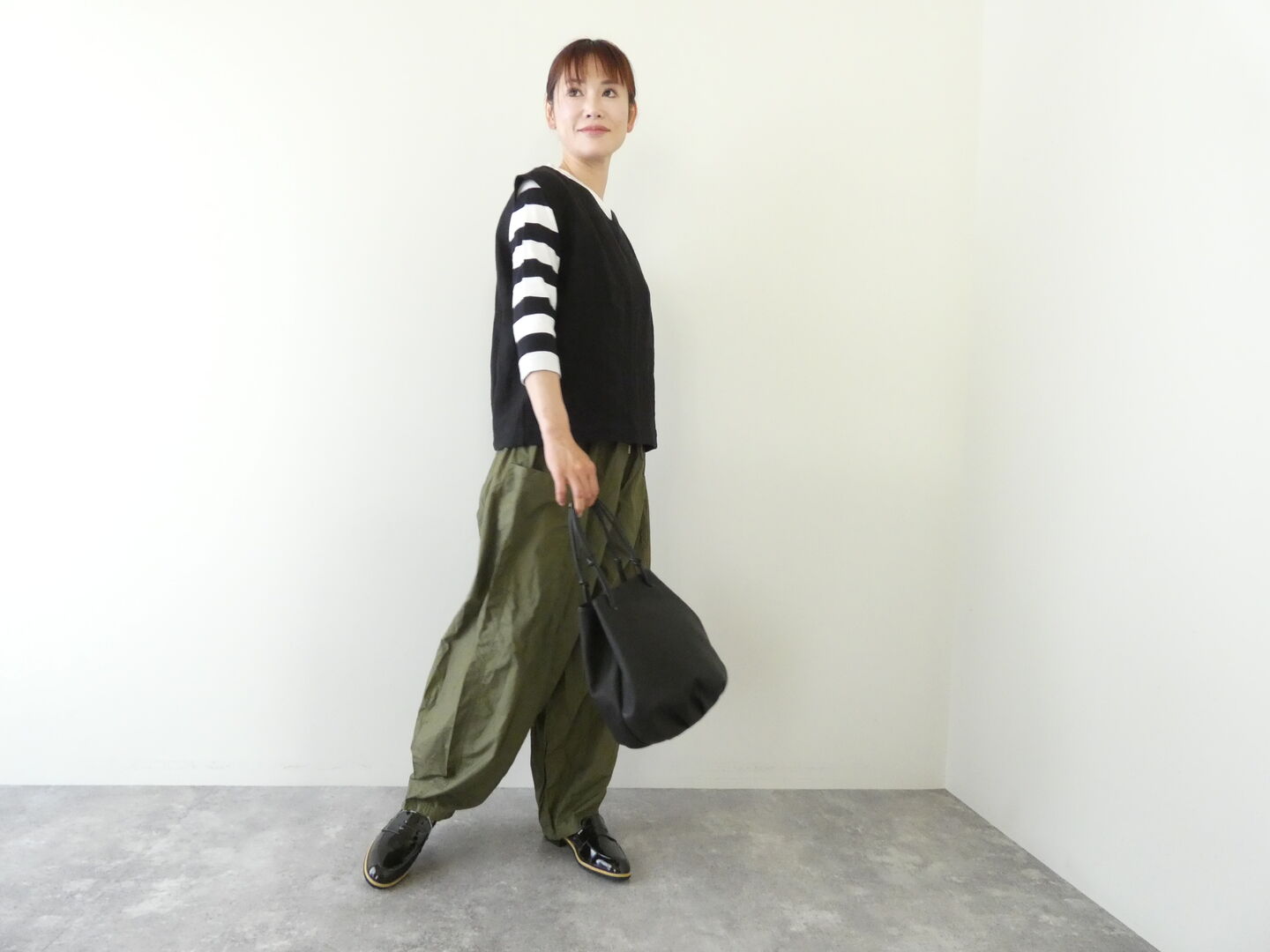 LinenYa(リネンヤ) リネンVネックノースリーブブラウスの商品画像8