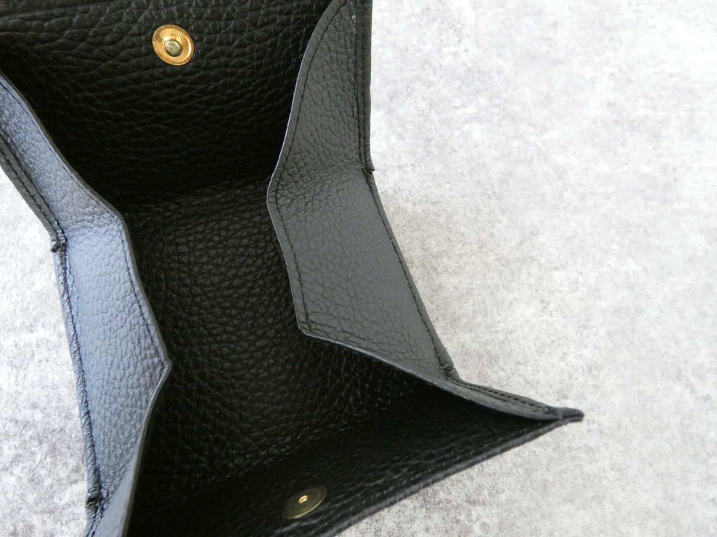 FEU D'UN PHARE(フーダンファール) カウレザー3つ折り財布の商品画像33