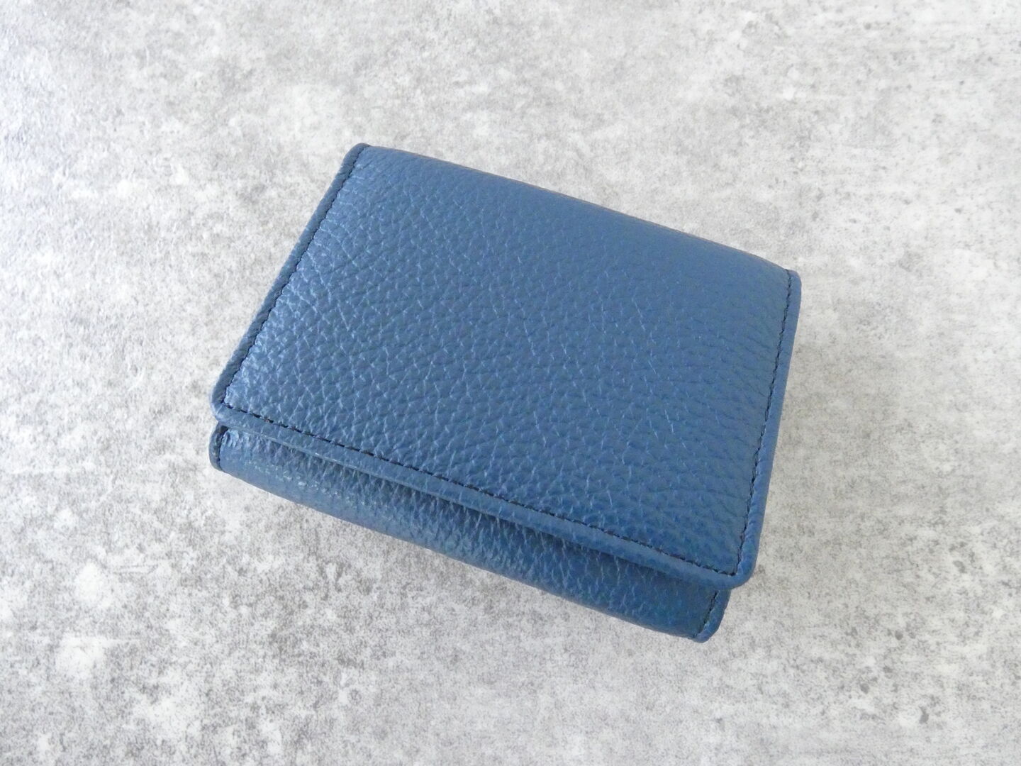 FEU D'UN PHARE(フーダンファール) カウレザー3つ折り財布の商品画像43