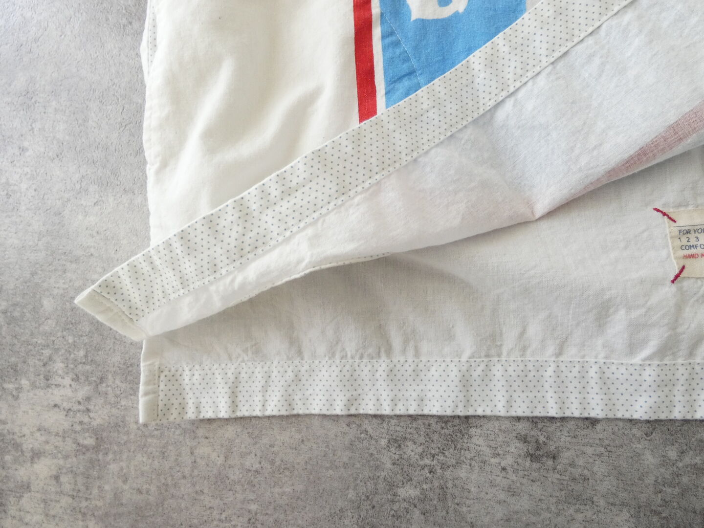 快晴堂(かいせいどう) Girl's カロハプリントCCBY柄 Wide Tシャツの商品画像32