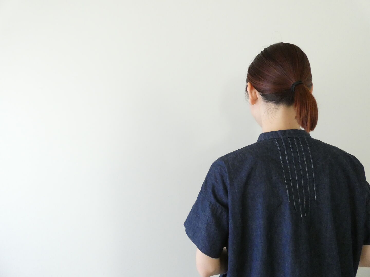 快晴堂(かいせいどう) Girl's マルチシーズン/6オンスデニム スタンド衿半袖ギャザーシャツの商品画像7