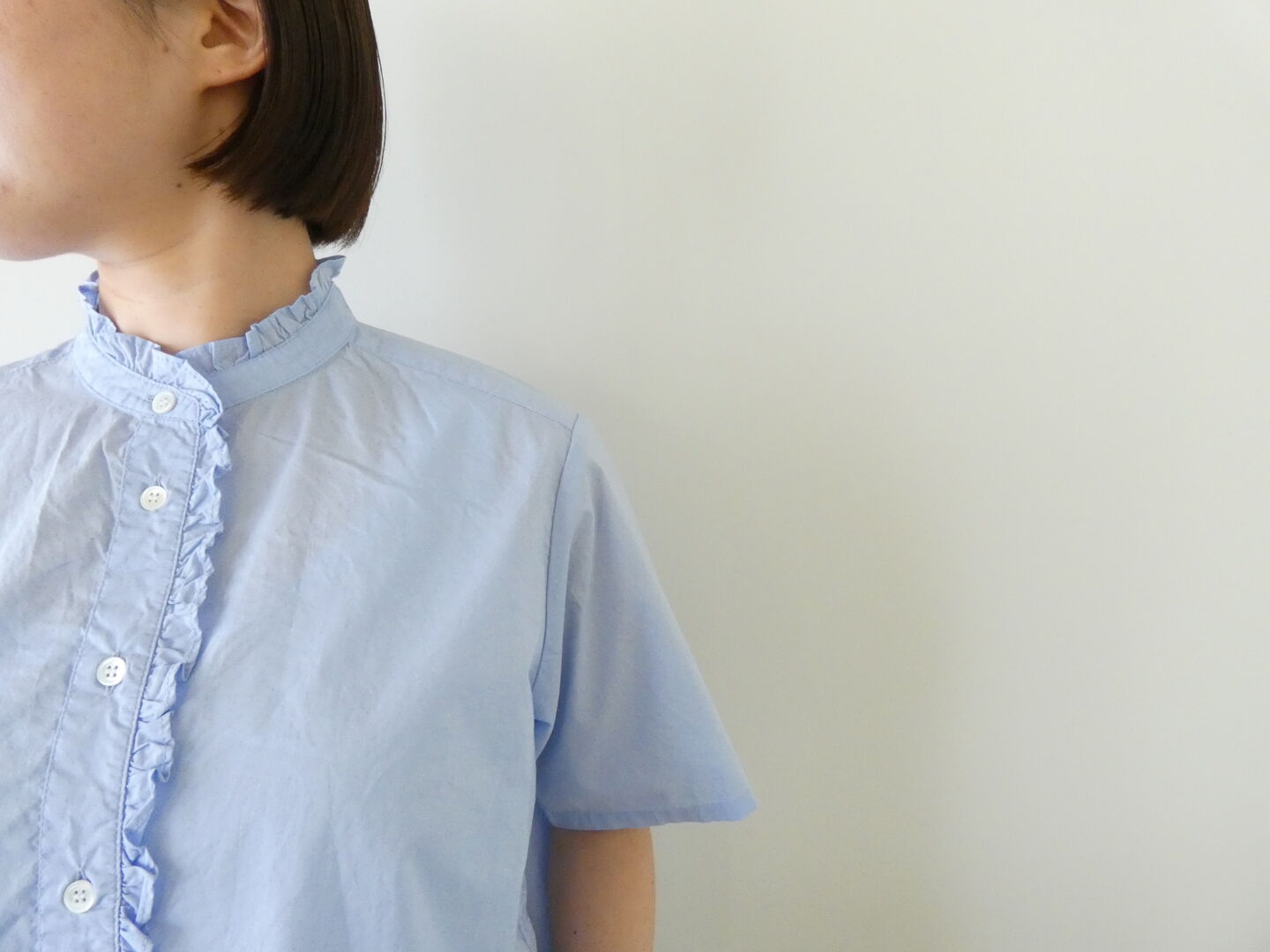 MidiUmi(ミディウミ) ハーフスリーブフロントハーフフリルシャツの商品画像3