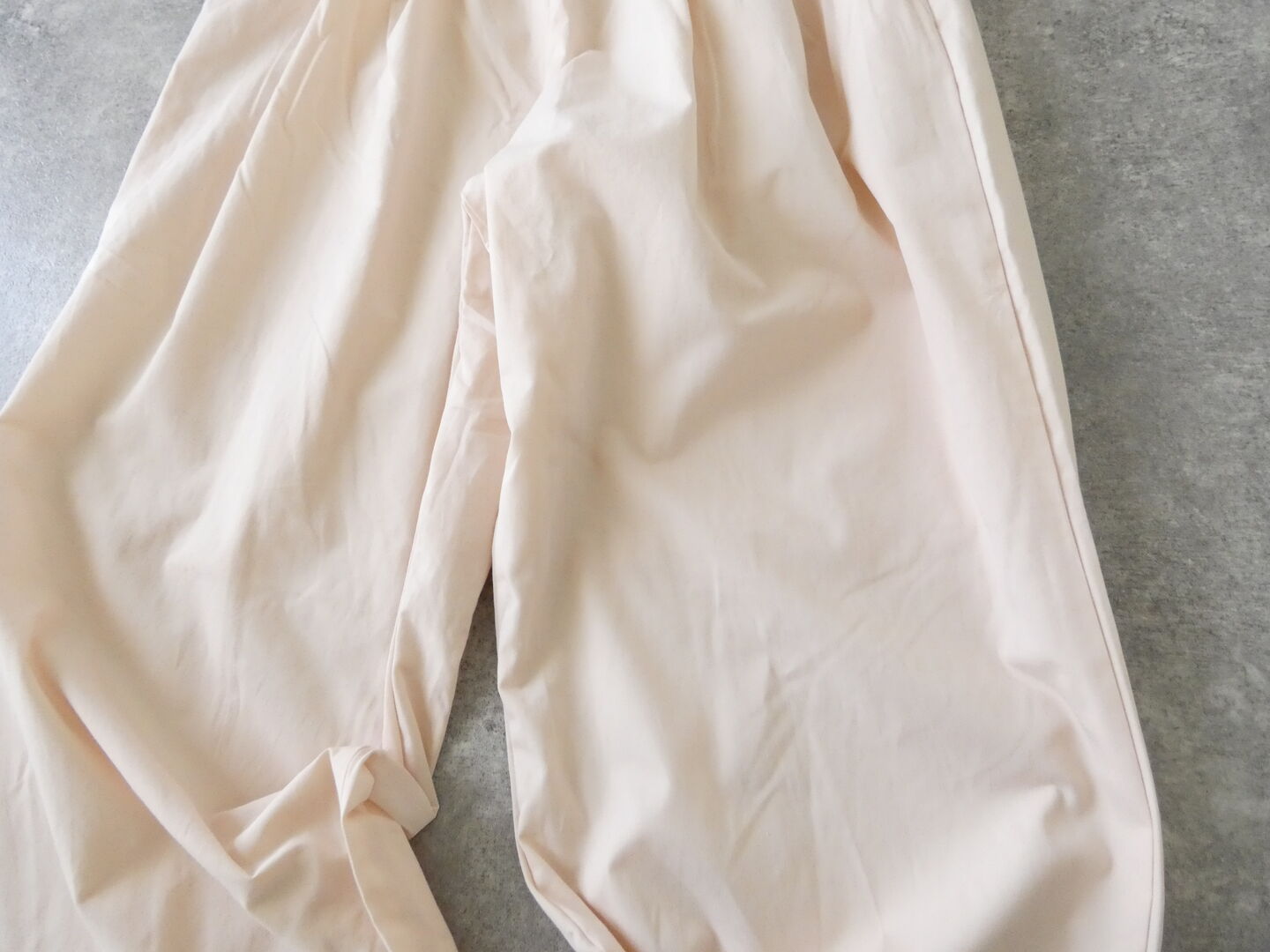 MidiUmi(ミディウミ) カラータックイージーパンツの商品画像32