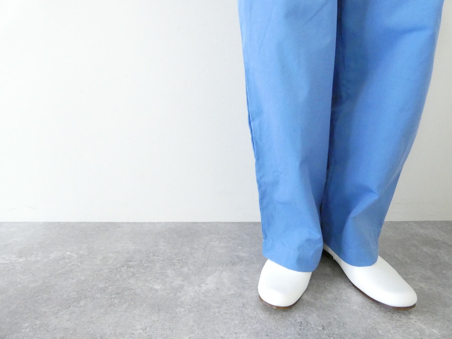 MidiUmi(ミディウミ) カラータックイージーパンツの商品画像5