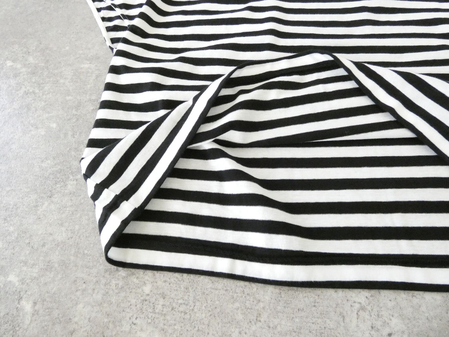 R&D.M.Co-(オールドマンズテーラー) GAUZE BORDER DROP T SHIRTの商品画像25