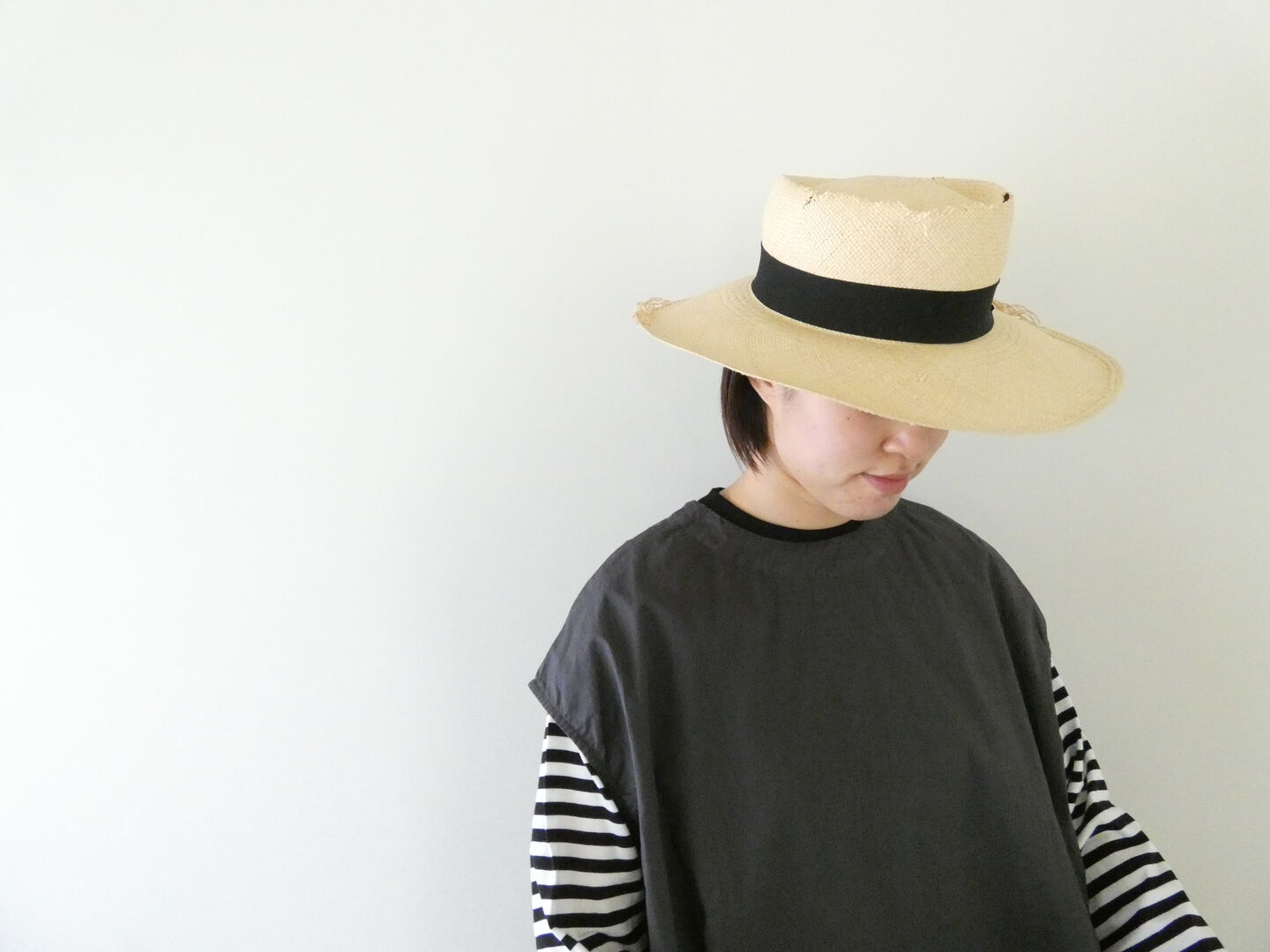 prit(プリット) コットンリネンワッシャー中白染めVネック裾ヒモ2WAYオーバーベストの商品画像10