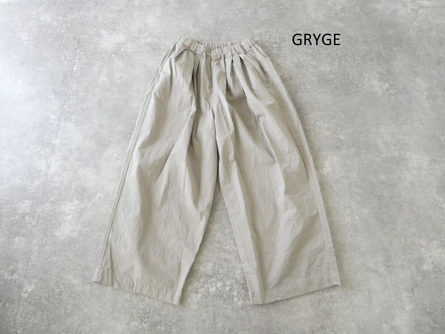 Veritecoeur(ヴェリテクール) ガーメントダイタックギャザーパンツの商品画像42