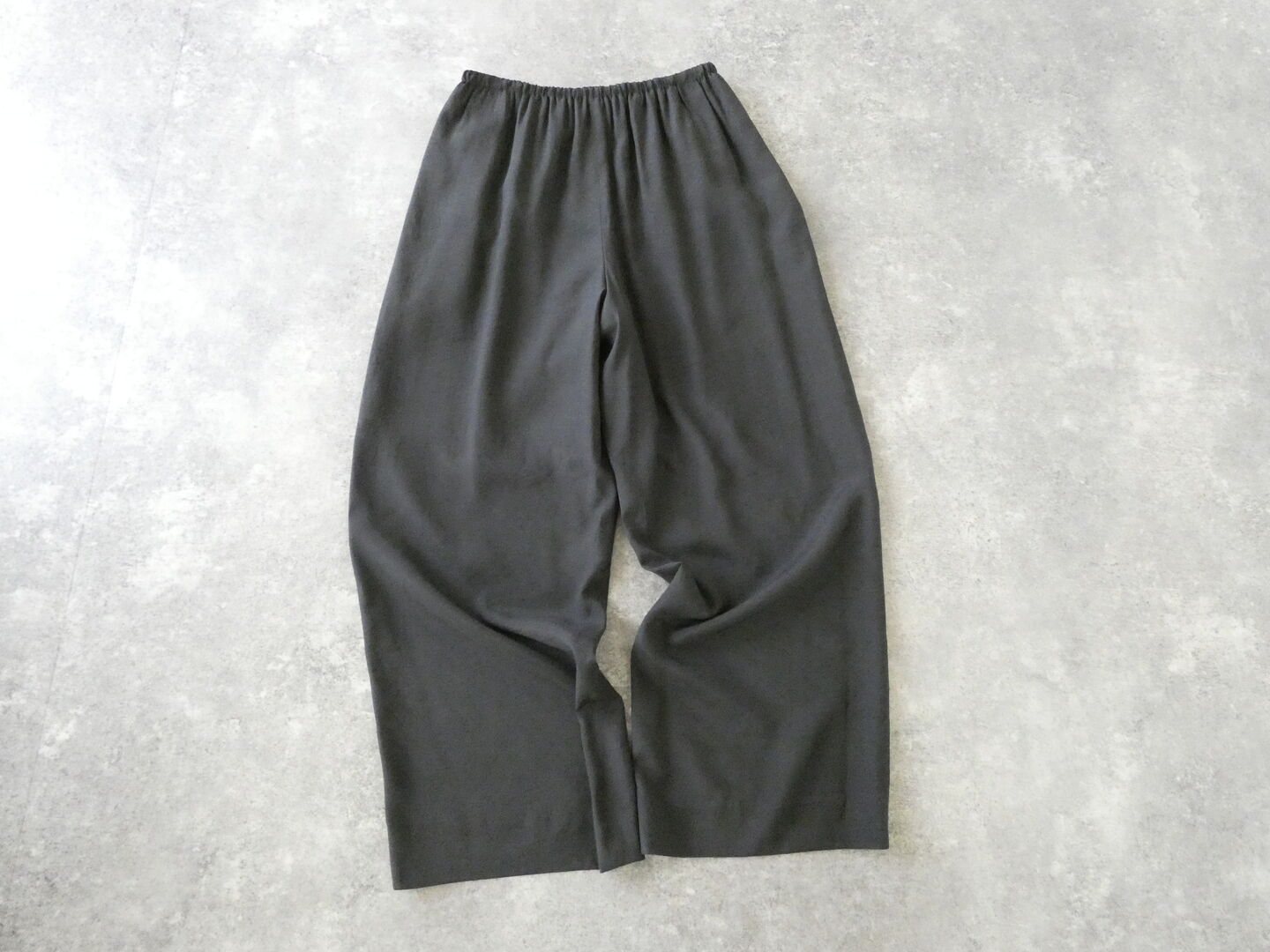 Ballsey(ボールジィ) シルキーブロード3タックドロストワイドパンツの商品画像29