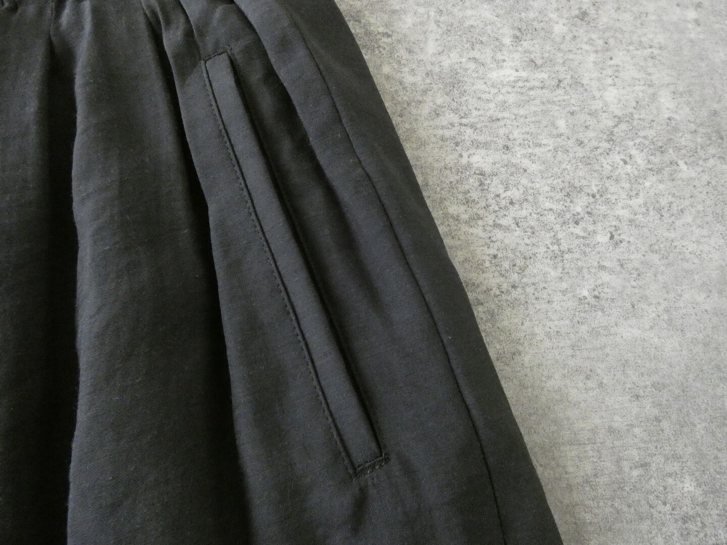 Ballsey(ボールジィ) シルキーブロード3タックドロストワイドパンツの商品画像32