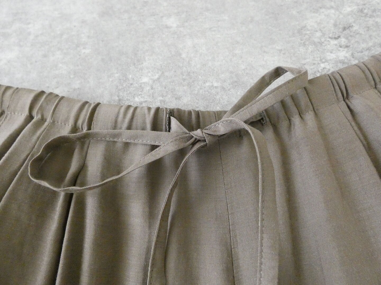 Ballsey(ボールジィ) シルキーブロード3タックドロストワイドパンツの商品画像44