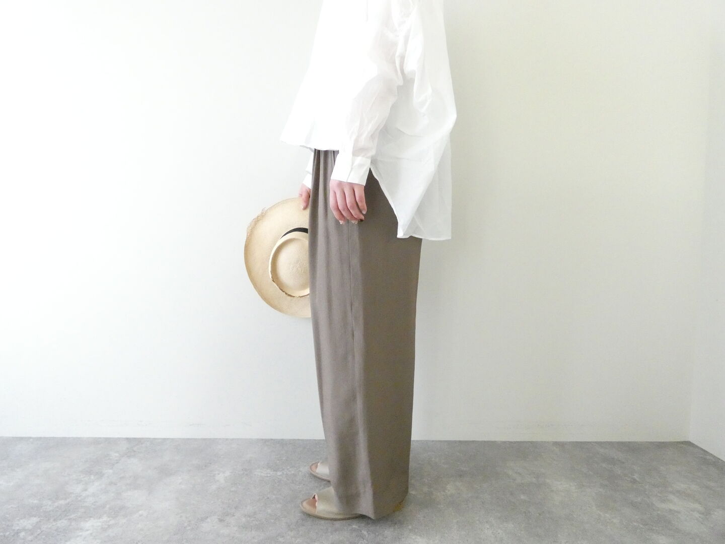 Ballsey(ボールジィ) シルキーブロード3タックドロストワイドパンツの商品画像8